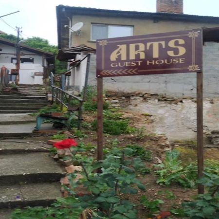 Arts Guest House -Beautiful Villa For 6 Persons Veliko Tărnovo Esterno foto
