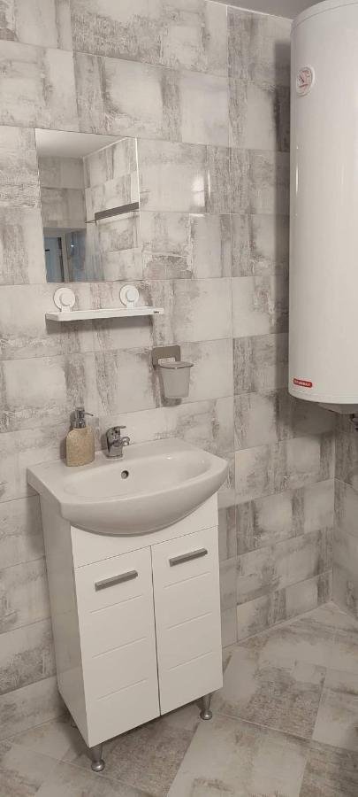 Arts Guest House -Beautiful Villa For 6 Persons Veliko Tărnovo Esterno foto