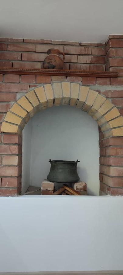 Arts Guest House -Beautiful Villa For 6 Persons Veliko Tărnovo Esterno foto