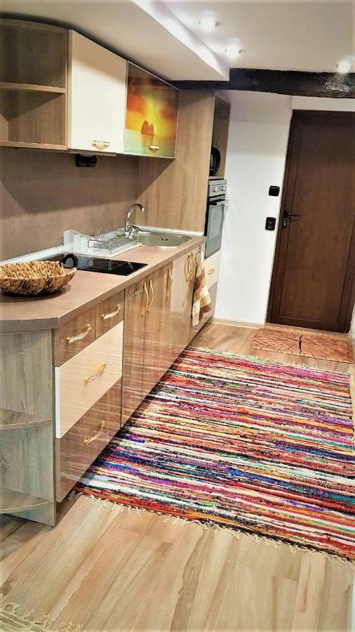 Arts Guest House -Beautiful Villa For 6 Persons Veliko Tărnovo Esterno foto