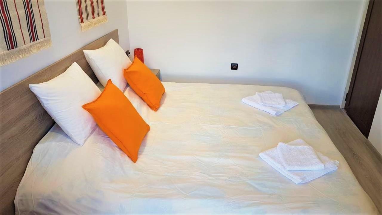 Arts Guest House -Beautiful Villa For 6 Persons Veliko Tărnovo Esterno foto