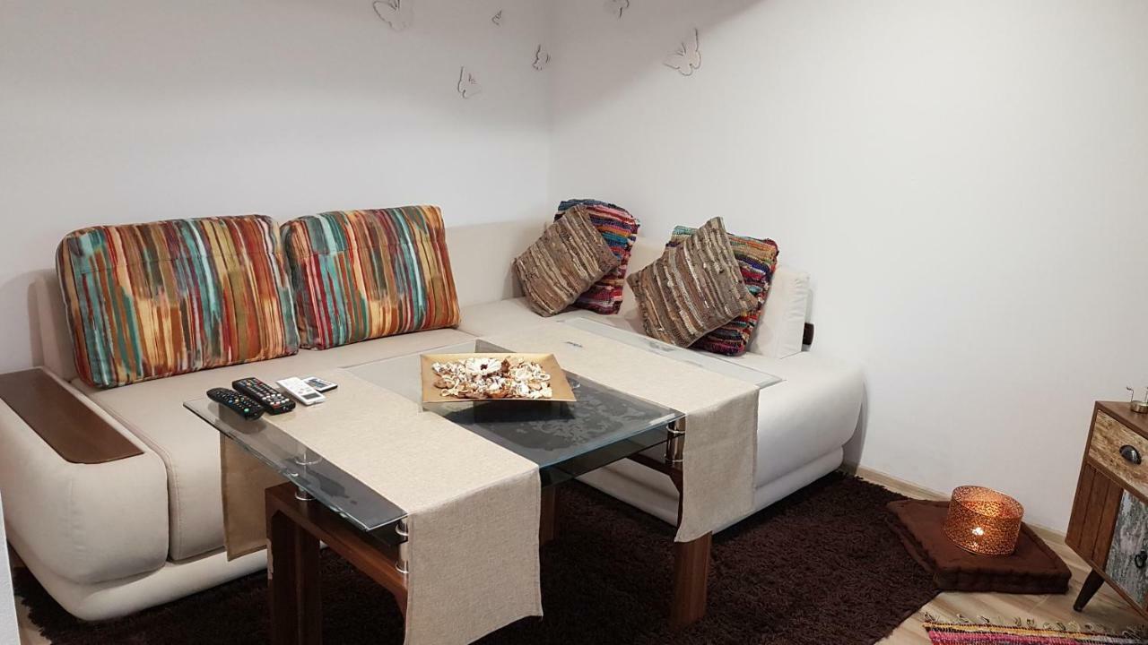 Arts Guest House -Beautiful Villa For 6 Persons Veliko Tărnovo Esterno foto